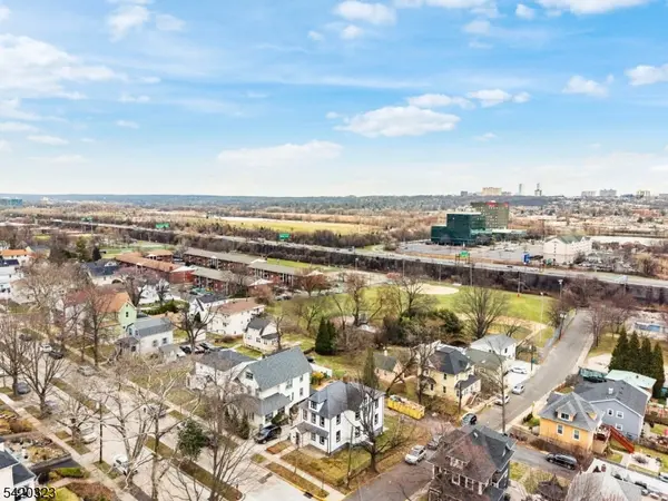 21 Overpeck Ave, Ridgefield Park Village, NJ 07660