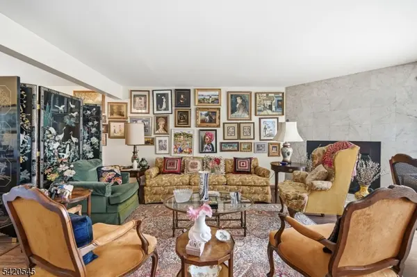 900 Valley Rd #E3, Clifton City, NJ 07013