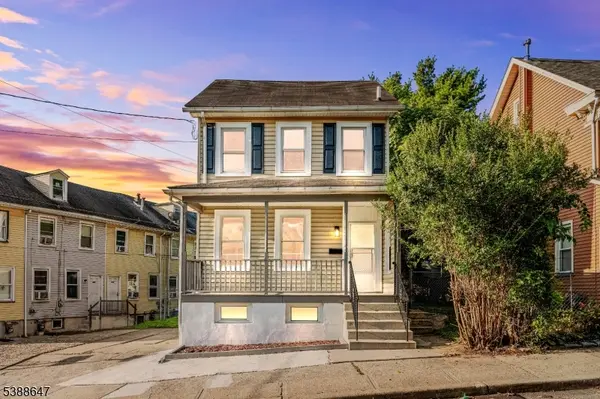 330 Chambers St, Phillipsburg Town, NJ 08865