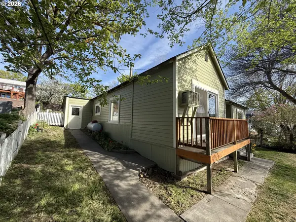 510 GRANT AVE, Maupin, OR 97037