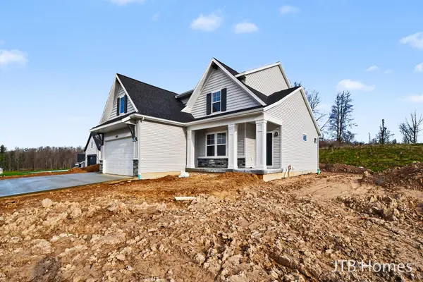 5911 Valley Point DR SE, Caledonia Twp, MI 49316