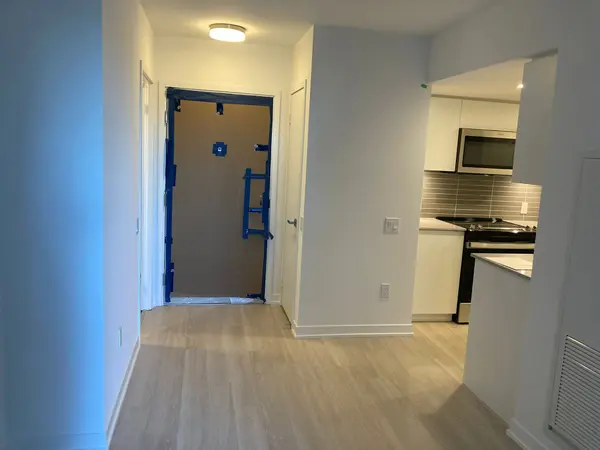 500 Wilson AVE #521, Toronto C06, ON M3H 0E5