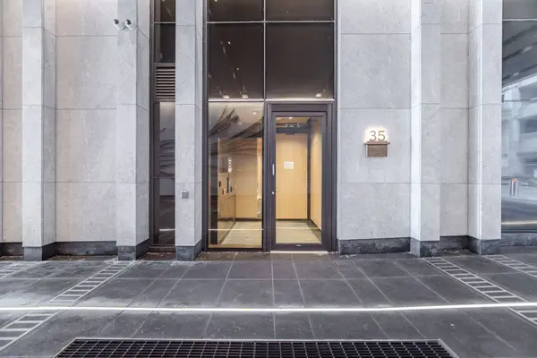 35 Mercer ST #2316, Toronto C01, ON M5V 1H2