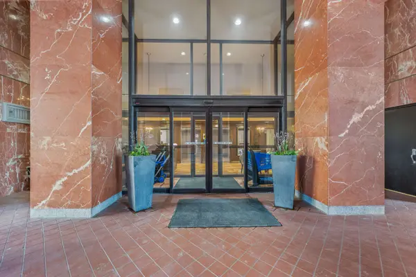 260 Heath ST W #TH13, Toronto C03, ON M5P 3L6