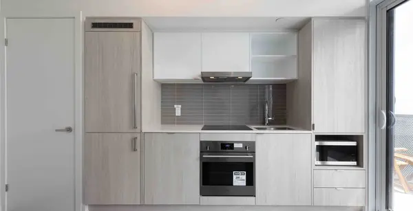 138 DOWNES ST #4810, Toronto C08, ON M5E 0E4