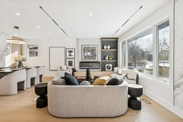 77 Peace DR, Toronto E09, ON M1G 2V3