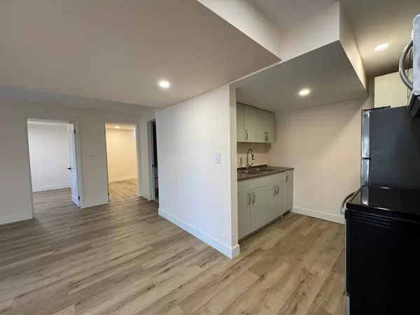 4 Mendys Forest(Lower Level) N/A, Aurora, ON L4G 5A3