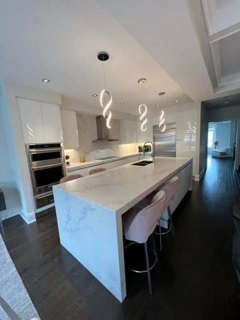 128 Stokes DR, King, ON L0G 1N0