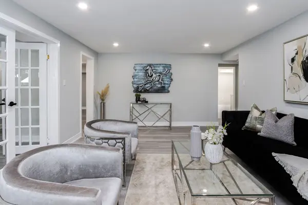 92 LILLIAN CRES #Basement, Barrie, ON L4N 5H7