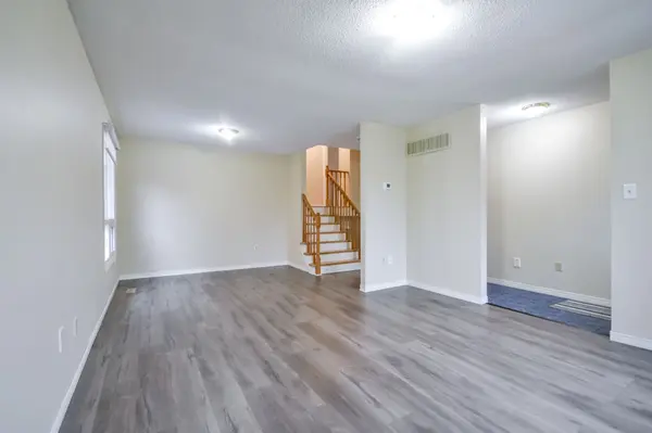 51 Mcdougall DR #Upper, Barrie, ON L4N 7H7