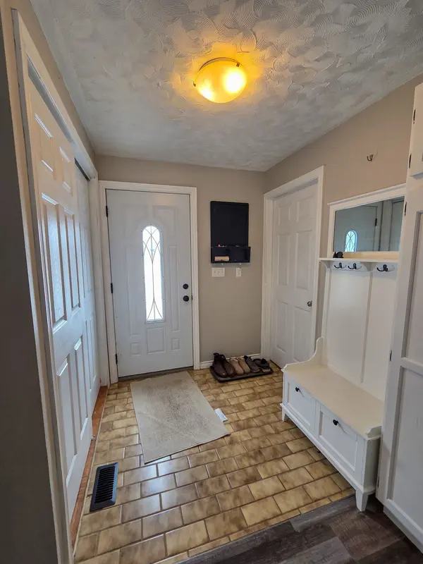 286422 Spruce Grove RD, Englehart, ON P0J 1H0