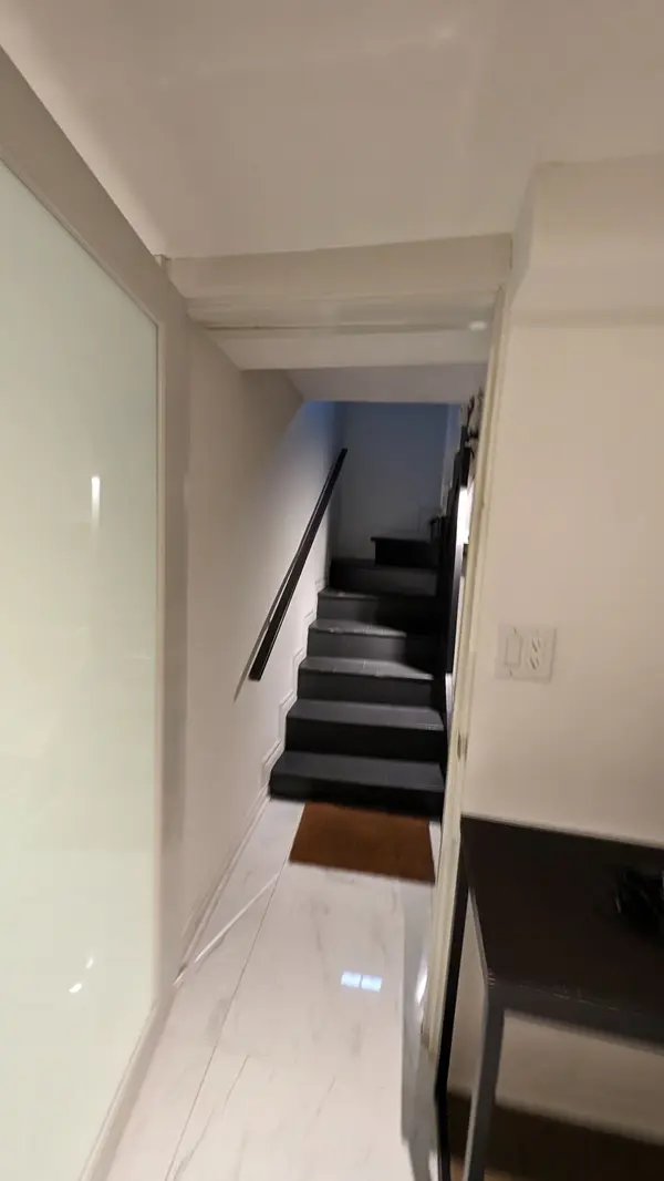 16 Laxton AVE #Lower, Toronto W01, ON M6K 1K9