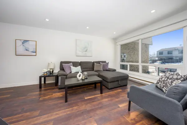 108 Sinclair AVE #29, Halton Hills, ON L7G 1J4