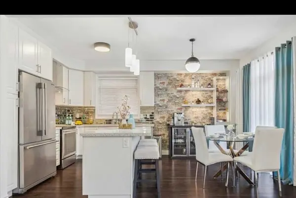 129 Lionhead Golf Club RD, Brampton, ON L6Y 6C2