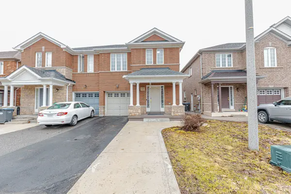 48 Trumpet Valley BLVD, Brampton, ON L7A 3N8