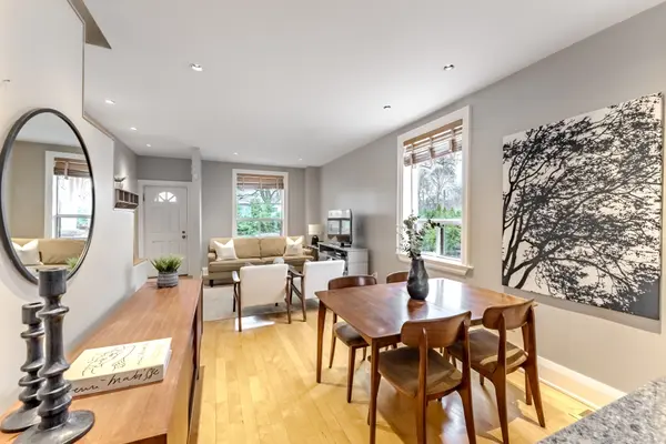 413 Indian GRV, Toronto W02, ON M6P 2H7