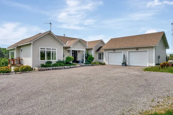 3118 County Road 10 RD, Prince Edward County, ON K0K 2P0