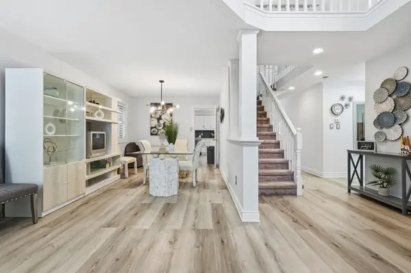 66 Suffolk ST, Hamilton, ON L9K 1M9