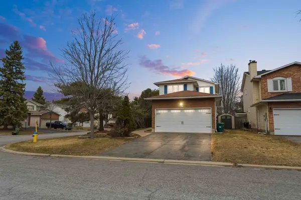 30 Longden PL, Kanata, ON K2M 1V2