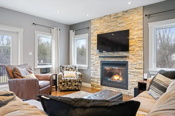 151 Spruce CRES, Mississippi Mills, ON K7C 3P1