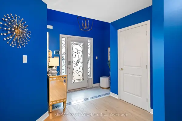 4348 Dennis AVE, Lincoln, ON L3J 1N4