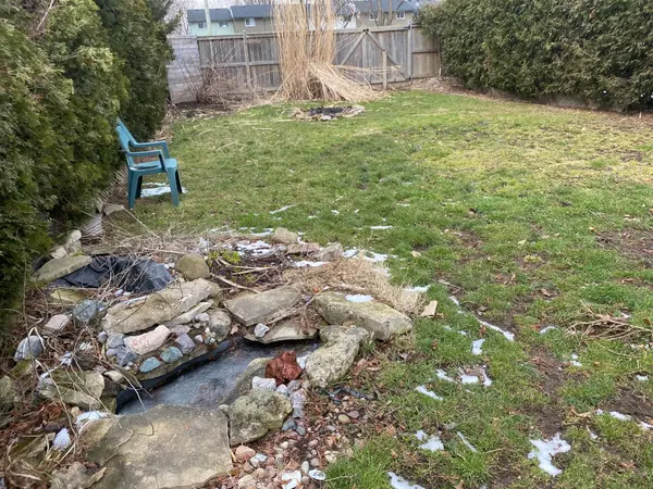 238 Burnside DR, London East, ON N5V 1B9