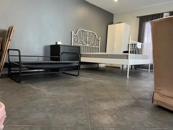 128 Arkell ST ##Back Unit, Hamilton, ON L8S 1N8