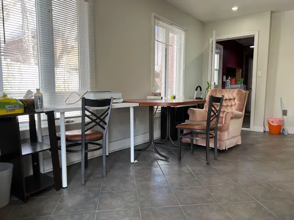 128 Arkell ST ##Back Unit, Hamilton, ON L8S 1N8