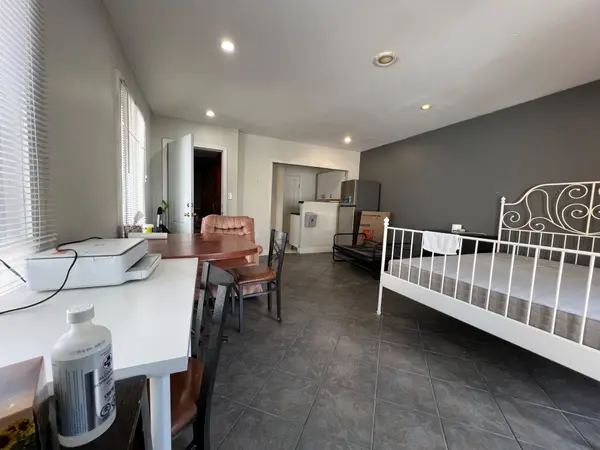 128 Arkell ST ##Back Unit, Hamilton, ON L8S 1N8