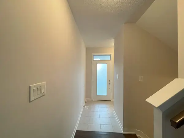 1886 Haiku ST, Barrhaven, ON K2J 6W7