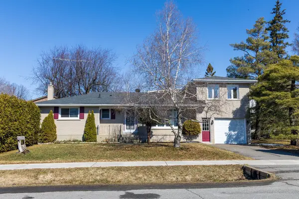 66 Fifth ST E, South Dundas, ON K0C 1X0