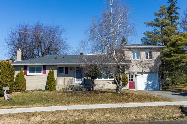 66 Fifth ST E, South Dundas, ON K0C 1X0