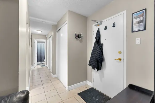 6390 Huggins ST #407, Niagara Falls, ON L2J 1H1