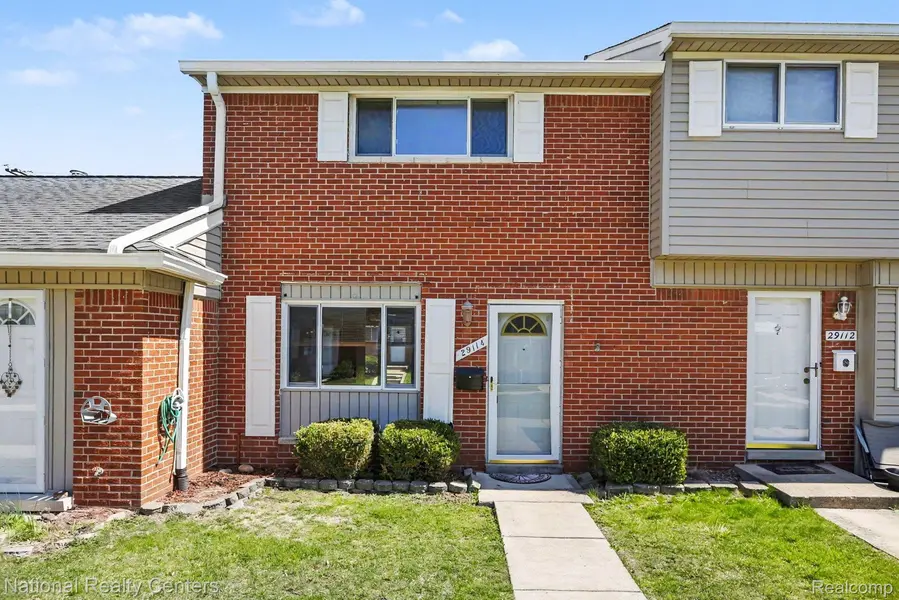 29114 Manchester ST #69, Westland, MI 48185