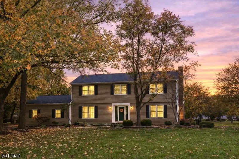 100 Knickerbocker Dr, Montgomery Twp., NJ 08502