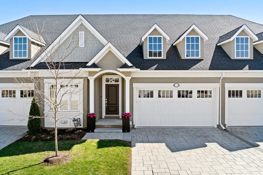 14 Mills LN, Niagara-on-the-lake, ON L0S 1J1
