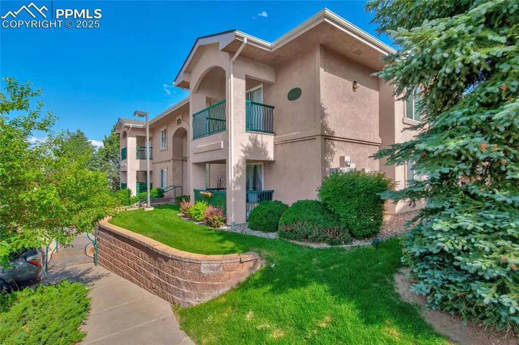 3020 Mandalay GRV #4, Colorado Springs, CO 80917