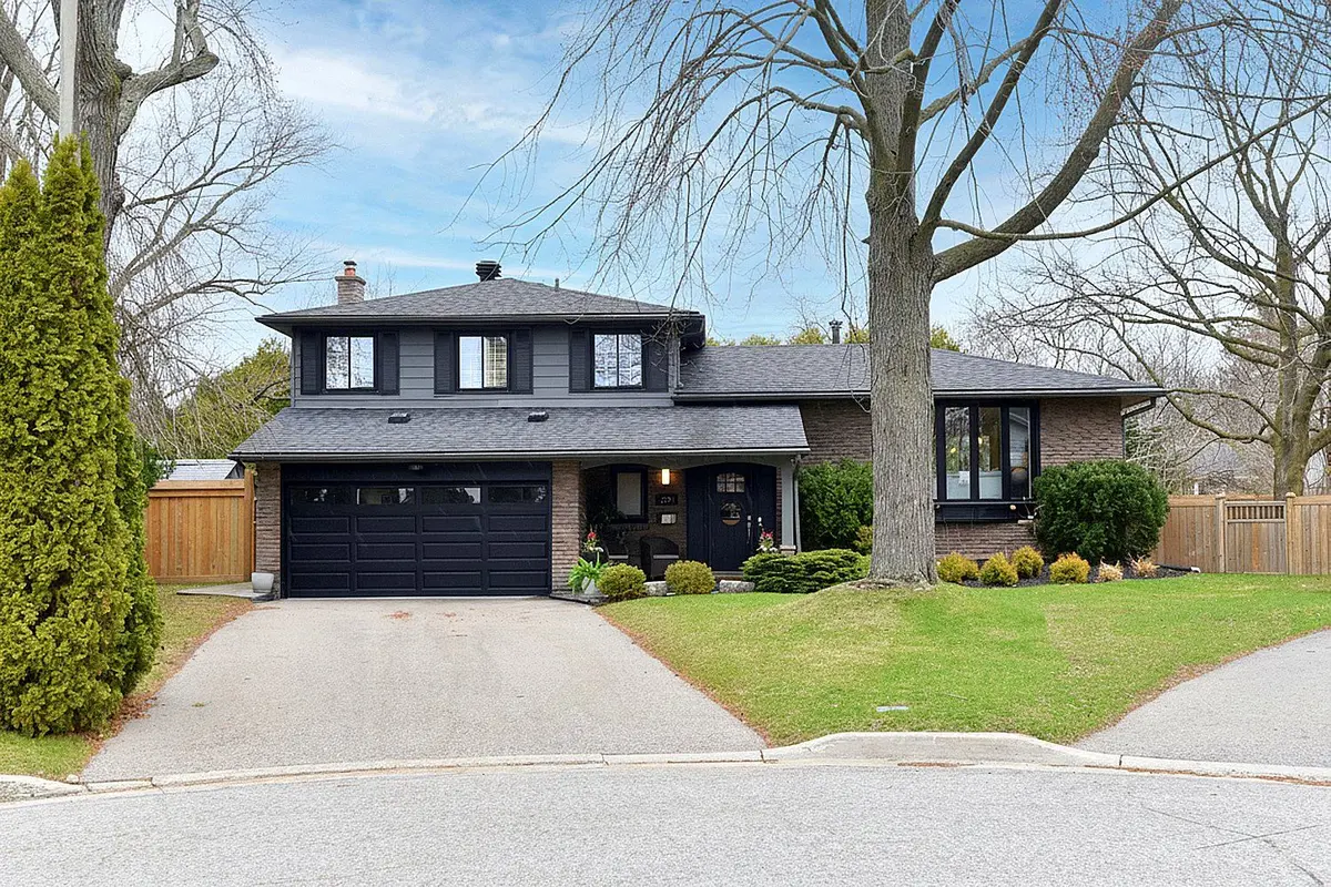 291 Carla CT, Burlington, ON L7L 1P4