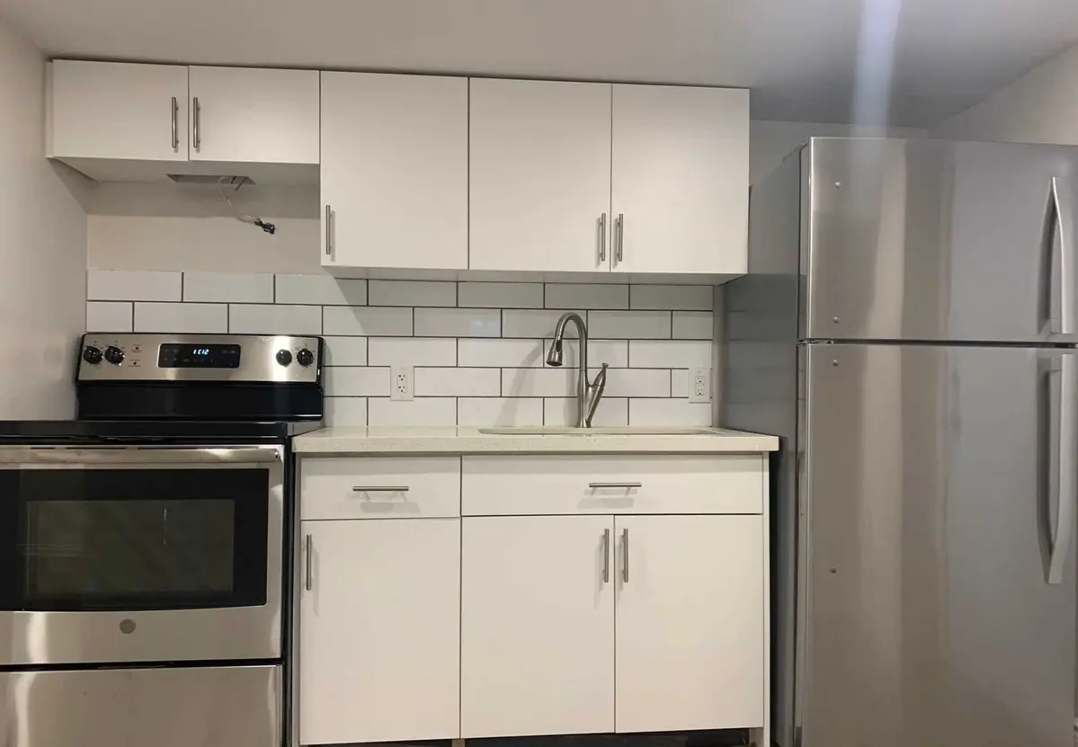 75 Eileen AVE #Bsmt, Toronto W03, ON M6N 1V8