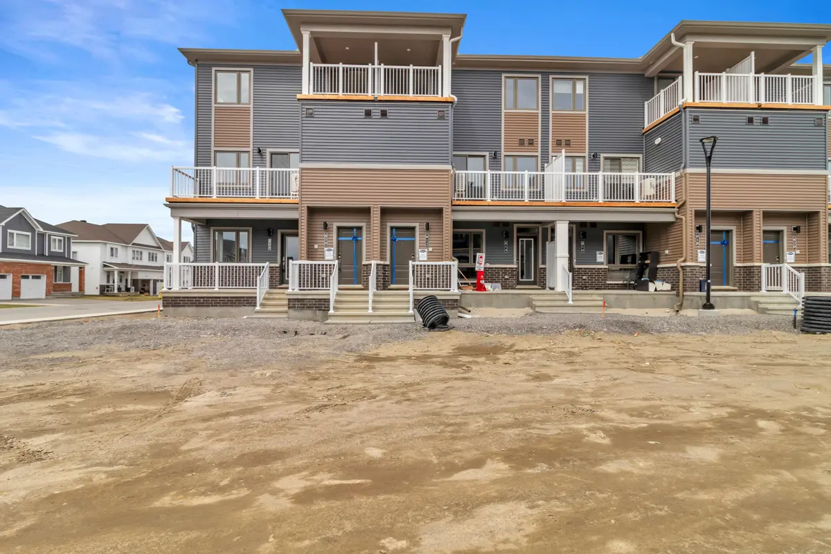 810 Parnian Private, Barrhaven, ON K2J 7K6