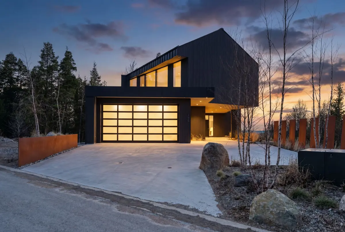 120 Sebastian ST, Blue Mountains, ON N0H 1J0