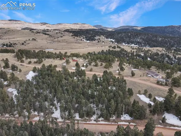 375 Stratton CIR, Cripple Creek, CO 80813