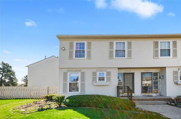 24419 Bashian DR, Novi, MI 48375