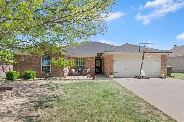 250 Wellington Trail, Weatherford, TX 76085