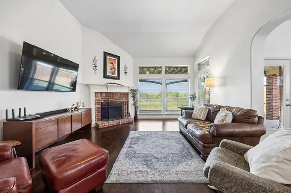 2265 Hideaway Pointe Drive, Little Elm, TX 75068