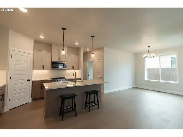 3438 SE 8th AVE, Battle Ground, WA 98604