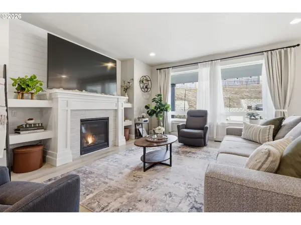 4813 SE BARBARA LYNN WAY, Milwaukie, OR 97222