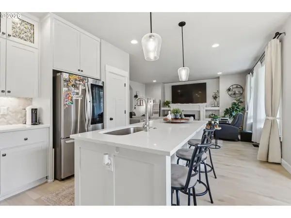 4813 SE BARBARA LYNN WAY, Milwaukie, OR 97222