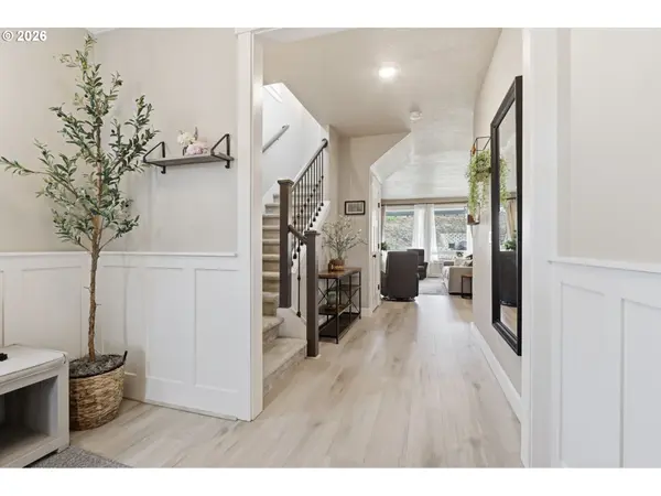 4813 SE BARBARA LYNN WAY, Milwaukie, OR 97222