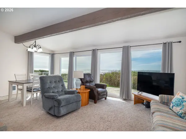 3300 NW Oceania DR, Waldport, OR 97394